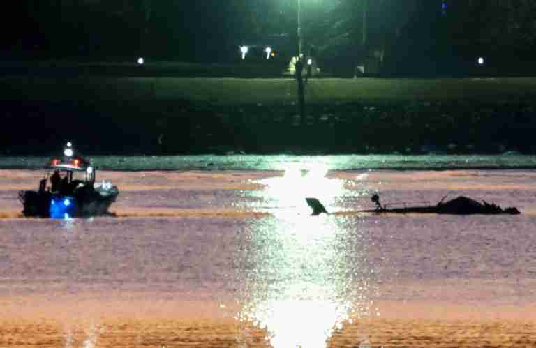 Pentagon probes crash by ‘experienced’ Black Hawk crew, halts flights