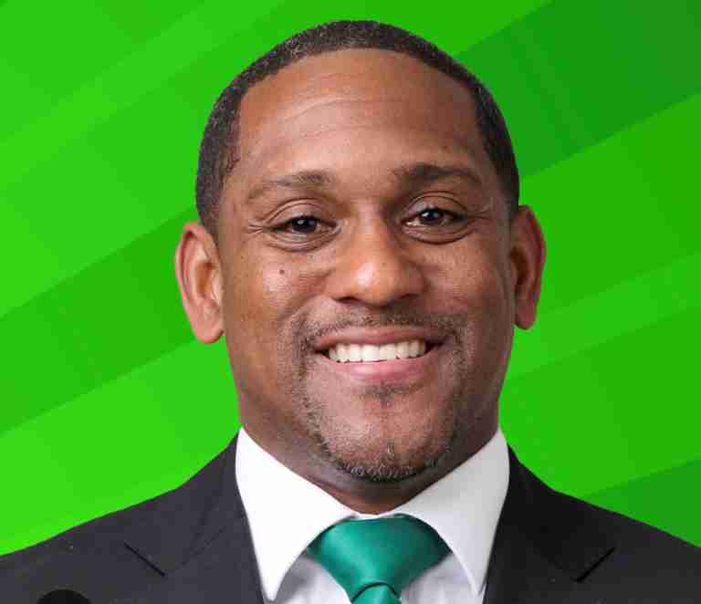 Minister apologises after abrupt ending to press conference