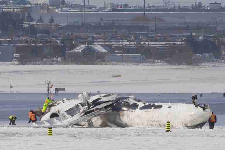 Delta CEO says flight crew on Toronto plane that crashed was experienced