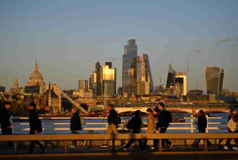 UK employment rights plan extends guaranteed hours to agency workers