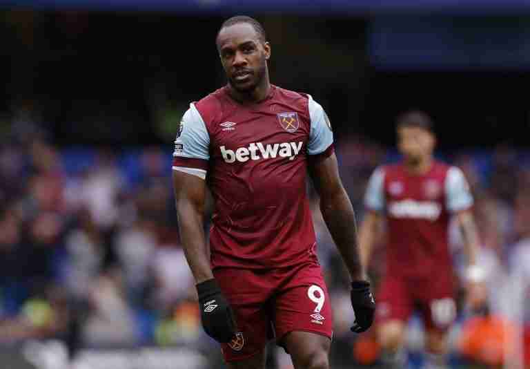 Soccer-West Ham’s Antonio confident of playing again after serious injury