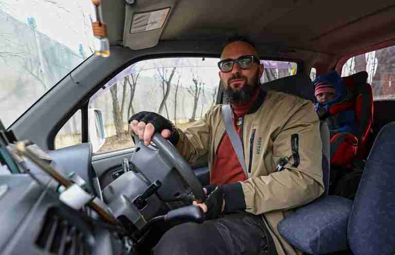 Delivery boom draws Russians to courier jobs in search of extra cash