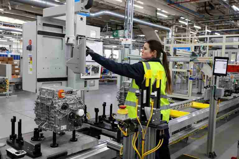 Britain to relax EV targets as automakers reel from tariffs