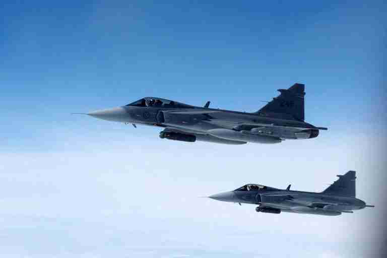 EU finance ministers to discuss joint fund to buy and own defence gear
