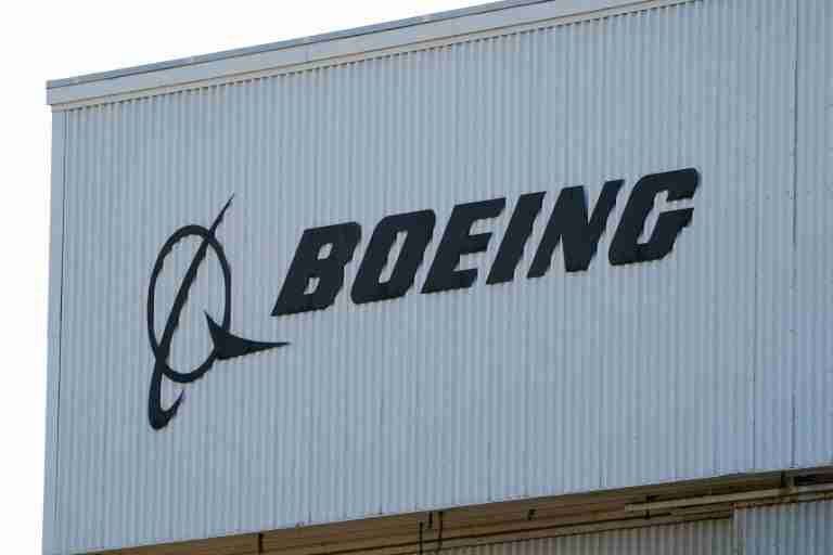 Boeing ready to resell jets as tariffs hit China trade