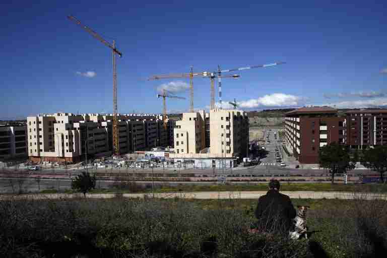 Spain to speed up industrial construction of social housing with EU funds