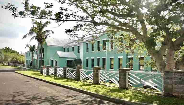 New plan unveiled to ease hospital wing overcrowding
