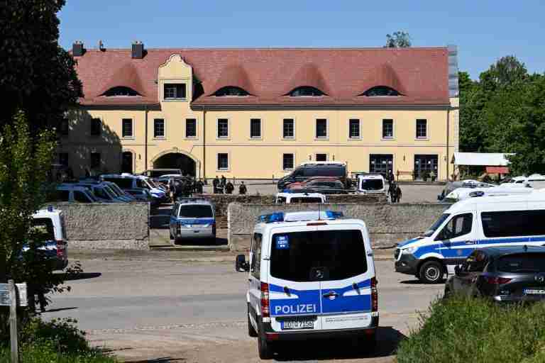 Germany bans ‘Kingdom of Germany’ far-right group and arrests leaders