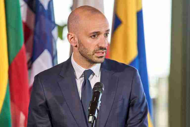 France expels Algerian officials in tit-for-tat measure, minister says ties ‘totally blocked’