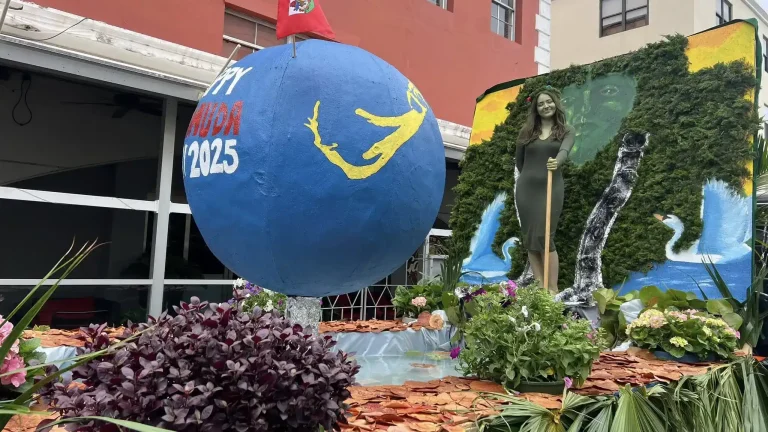Bermuda Day float winners