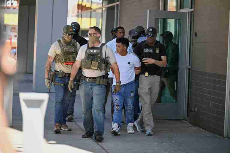 US Supreme Court lets Trump revoke humanitarian legal status for migrants