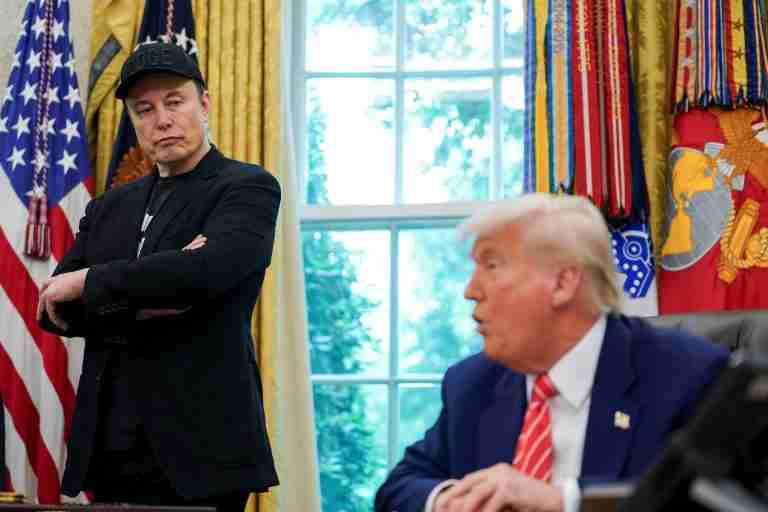 (VIDEO) Trump and Musk to speak on Friday after alliance descends into public feud