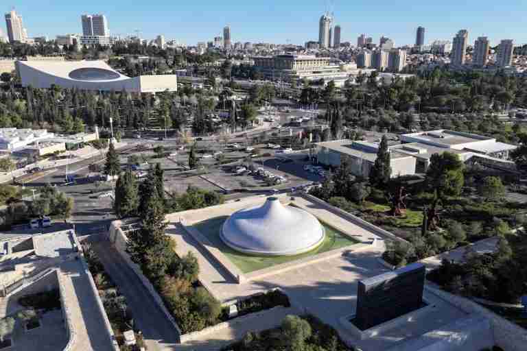 Israel Knesset set to vote on disbanding in first step to possible election