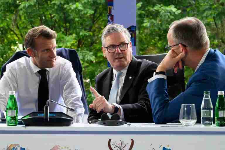 Leaders of UK, France, Germany urge de-escalation of Middle East conflict