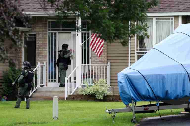 (VIDEO) Minnesota manhunt underway for suspect in deadly shooting of Democratic state lawmakers