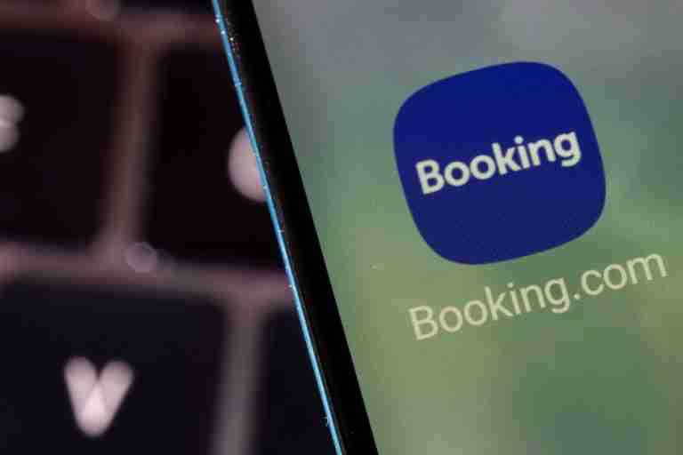 Dutch consumer groups prepare legal action against Booking.com, alleging inflated hotel prices