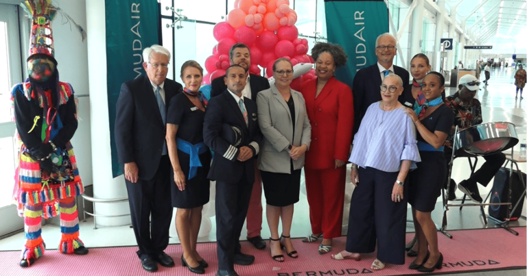 BermudAir celebrates first Montreal flight