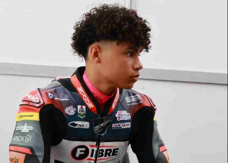 Divine Secures More Points at Snetterton