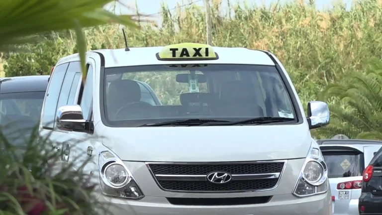 Dispatcher: Illegal taxi operations undermine industry