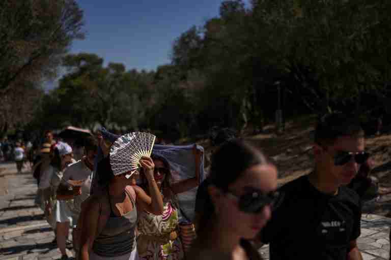 European heatwave caused 2,300 deaths, scientists estimate