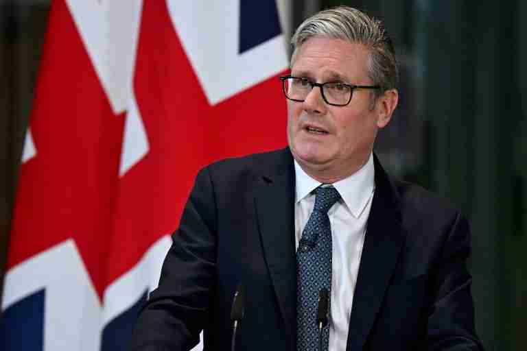 Britain, Czech Republic to work together on small nuclear plants
