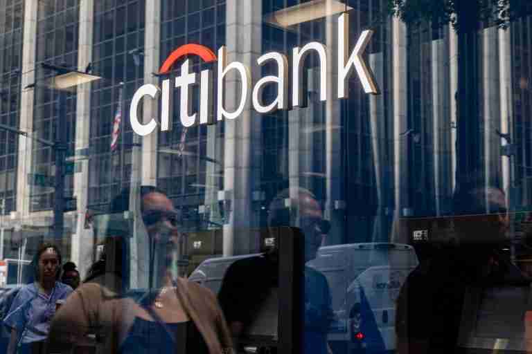 Citi hires senior JPMorgan bankers to strengthen financing business