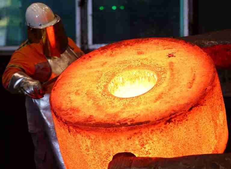 Green hydrogen retreat poses threat to emissions targets