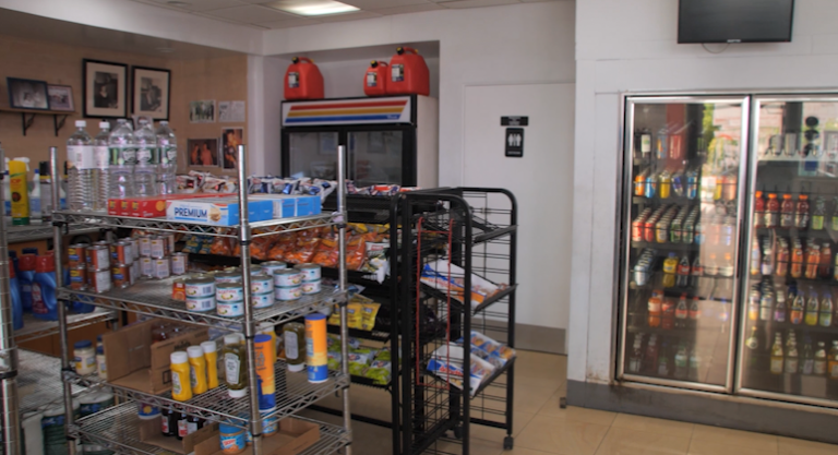 Raynor’s gas station celebrates milestone with giveaway