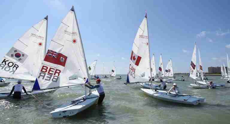 Bermudians face strong winds at Long Beach Regatta