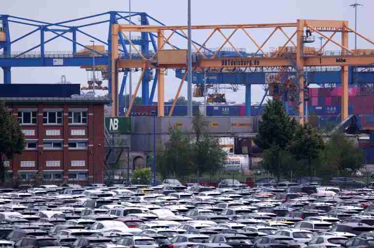 Germany says written EU-US trade deal requires lower car duties