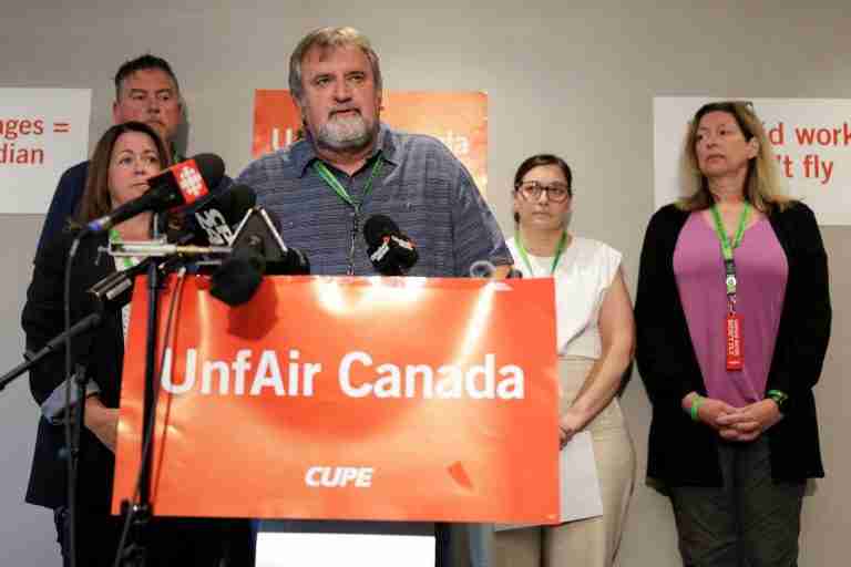 Union leader says he would take jail over forced end to Air Canada strike