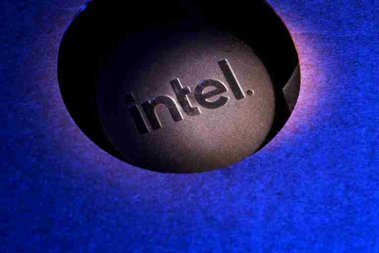 Intel in talks with large investors for equity boost at discount, CNBC reports