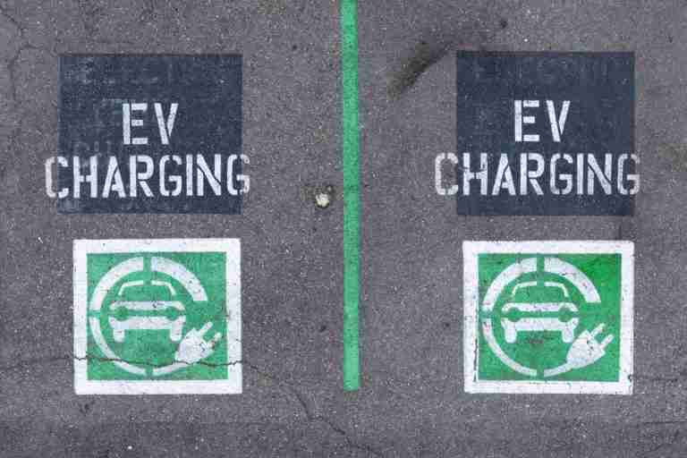 Competing battery technologies shape the EV industry