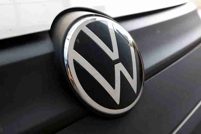 Volkswagen extends Amazon cloud partnership to save costs with AI