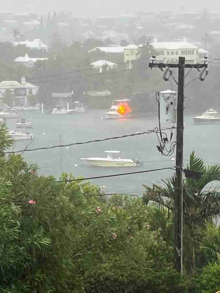 Boat fire at Fairylands