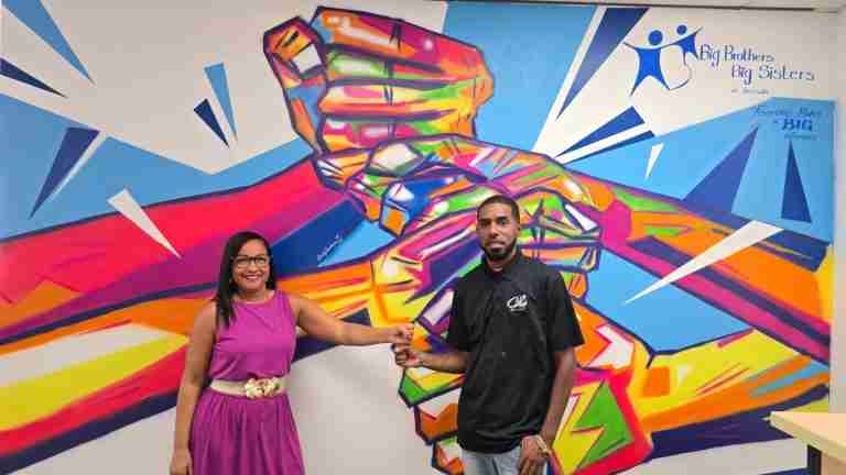Carlos Santana honours Big Brothers Big Sisters with mural