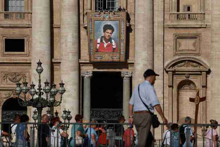 Italian teen to become first millennial Catholic saint on Sunday