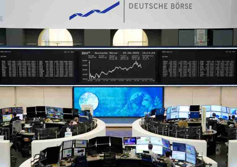 European stocks rise, long-dated yields ease ahead of US jobs data