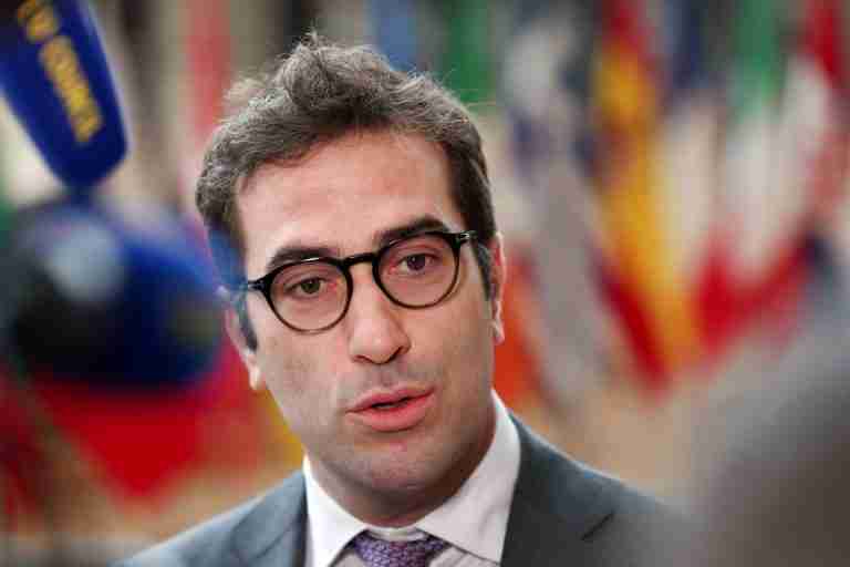 EU ministers seek agreement on digital euro to be independent of Visa and Mastercard