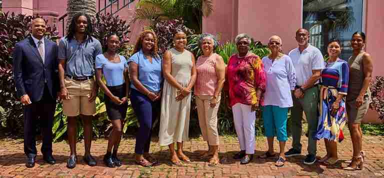 Students awarded overseas scholarships
