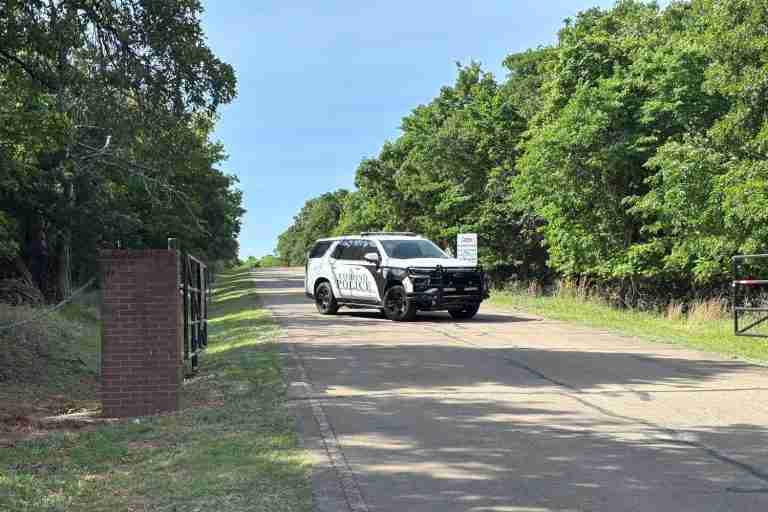 Shooting at lake near Oklahoma City injures 10, more feared