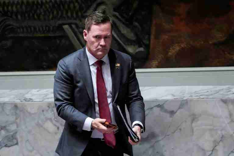 US, Gulf Arab nations draft new UN resolution on Strait of Hormuz