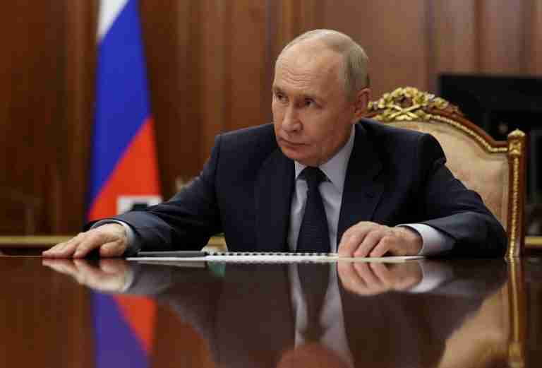 Putin is ready to talk with EU but won’t make the first move, Kremlin says