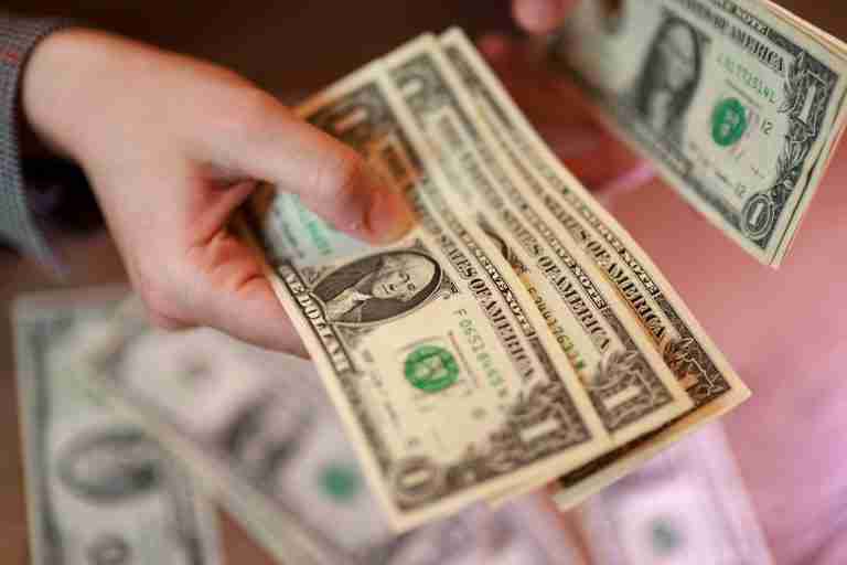 Dollar steady as Iran war uncertainty keeps markets on edge