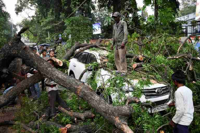 Violent storm tears through India’s most populous state, killing over 100