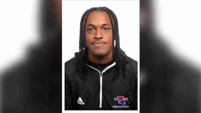 Sprinter Robinson clocks lifetime best to secure major qualification