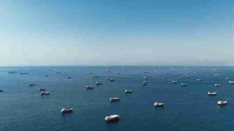 Still too risky to move seafarers out of Gulf, U.N. agency boss says