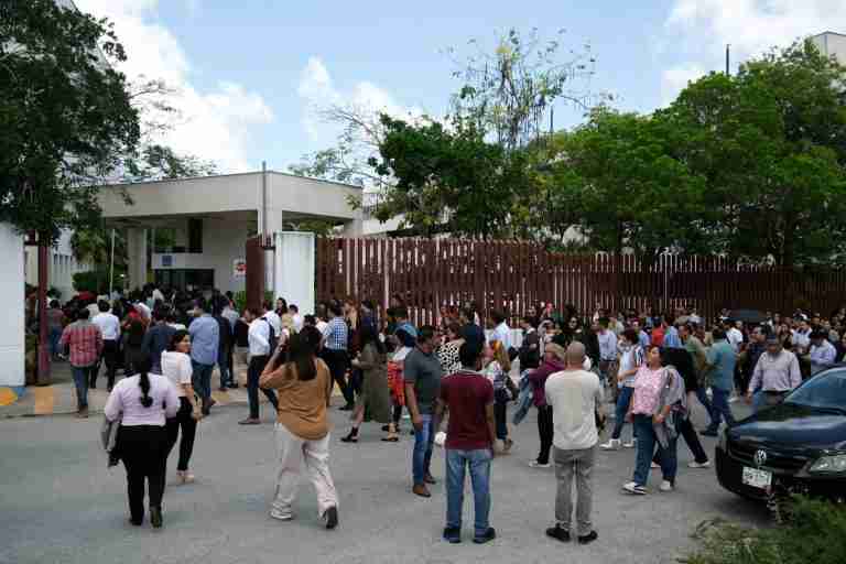 Strongest earthquake in nearly 150 years hits off Cuba, shakes Mexico, Florida