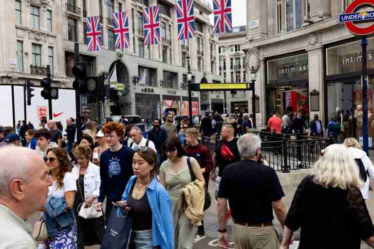 UK retail downturn deepened in June, CBI survey shows