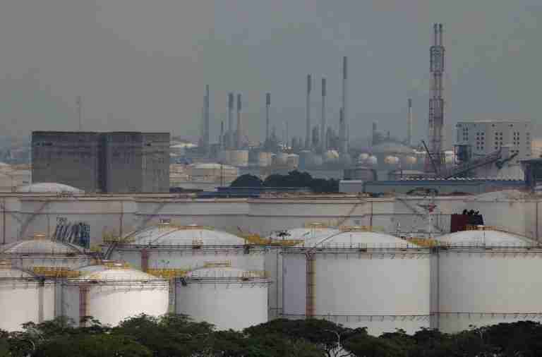 Oil prices dive as more tankers move through Strait of Hormuz